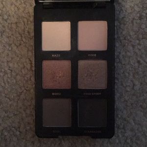 Rose gen nude eyeshadow palette